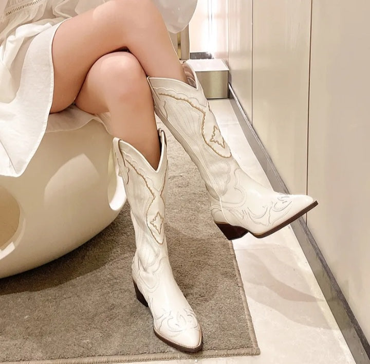 Chunky Heel, Embossed Western Cowboy Boots