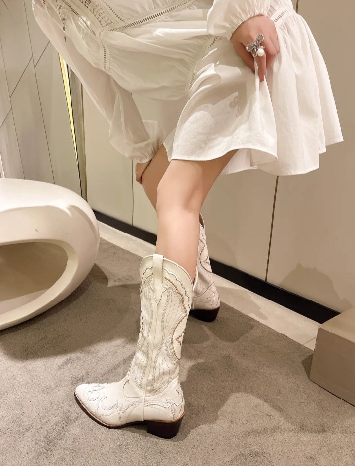 Chunky Heel, Embossed Western Cowboy Boots