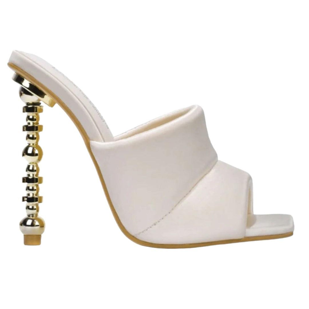 Baddie White heels, Size 8.5 - 7Kouture