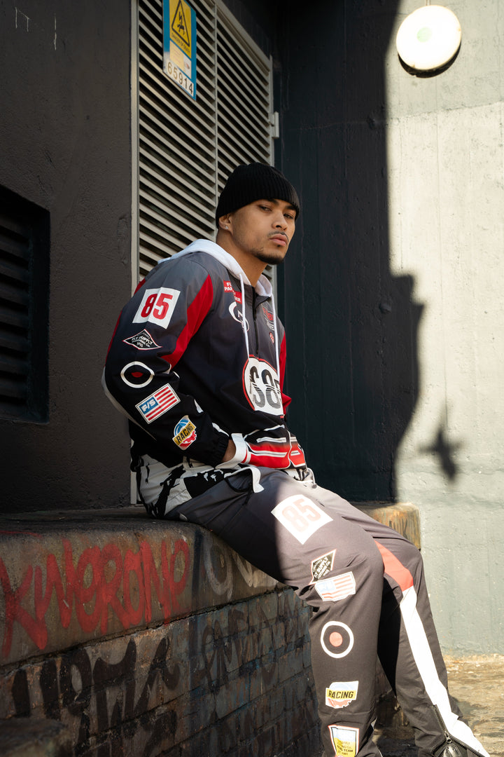 Paperchaser Jogger (Black)