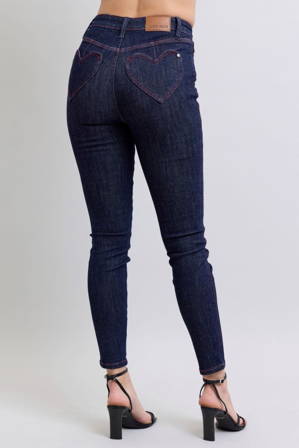 Full Size Heart Shaped Back Pockets Skinny Jeans