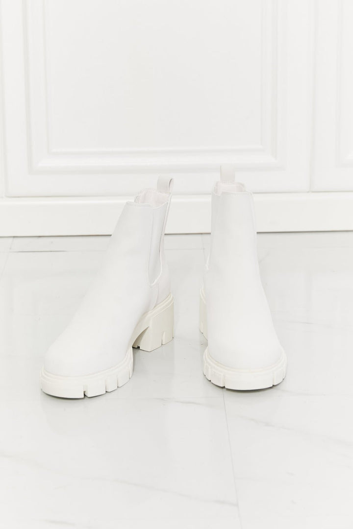 Lug Sole Chelsea Boots in White