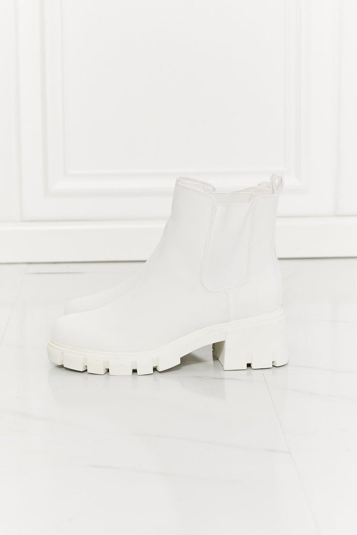 Lug Sole Chelsea Boots in White