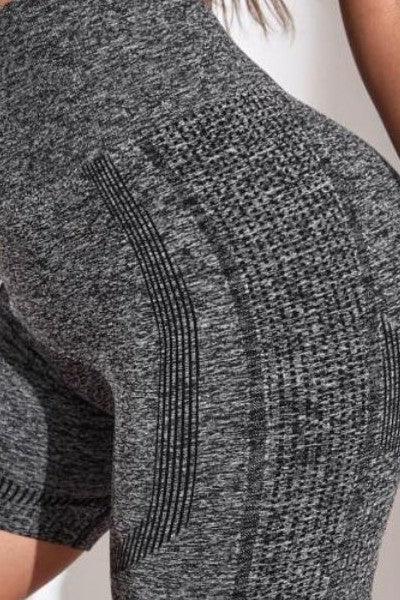 Seamless Scrunch Yoga Shorts, Grey - 7Kouture