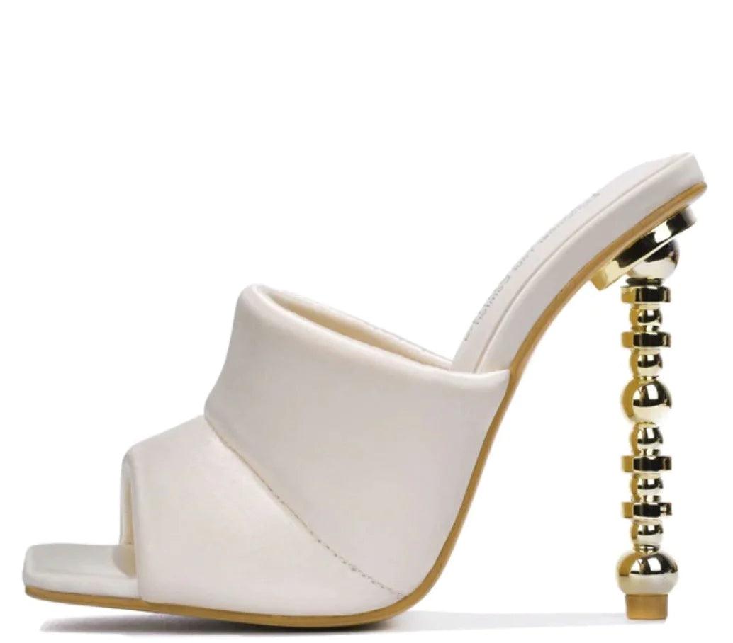 Baddie White heels, Size 8.5 - 7Kouture